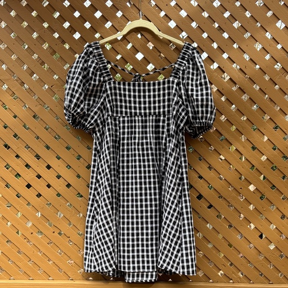 Fourteen & 9Th Dresses & Skirts - Black & White Gingham Puff-Sleeve Babydoll Dress